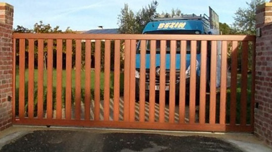 Portail coulissant Aluminium