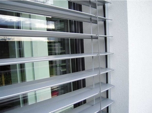 Store brise-soleil orieantable