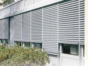 Store brise-soleil orieantable