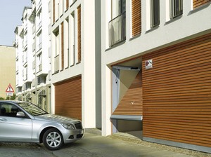 Porte BASCULANTE Garage collectif