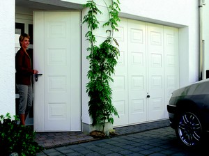 1c. Portillon indépendant pour porte basculante